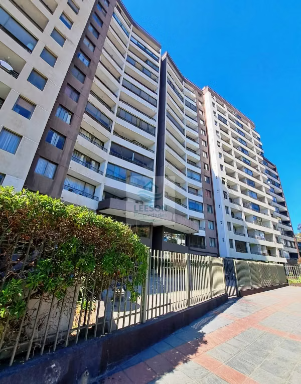 VALPARAÍSO-VENTA DEPTO 3D/2B CON ESTACIONAMIENTO