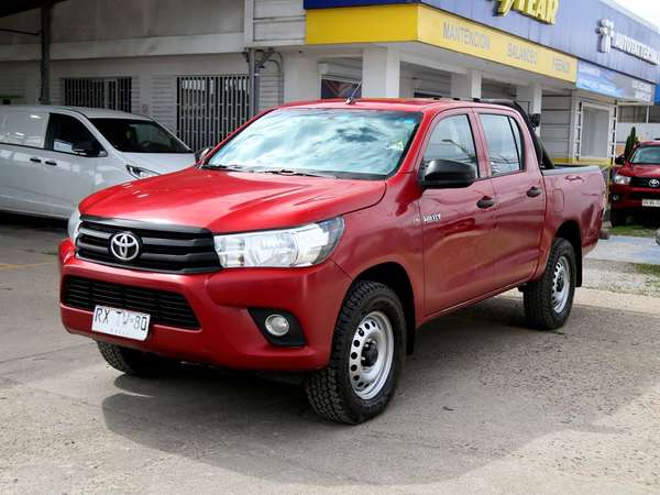 TOYOTA HILUX 2022