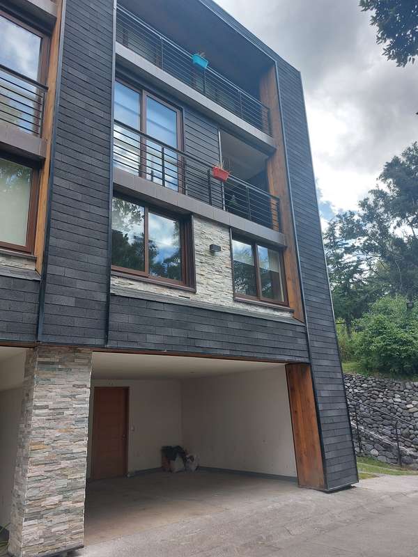  ¡Arrienda la casa de tus sueños frente al Río Toltén en Villarrica!