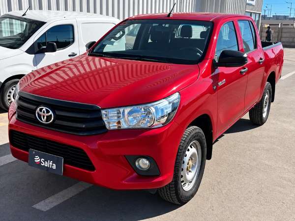 Toyota Hilux DC 4X4 2.4 D DX MT 2023