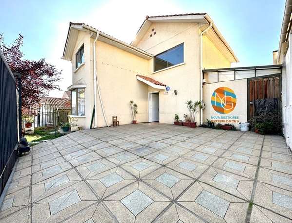 Casa Familiar, 4D+2B+piscina, La Florida