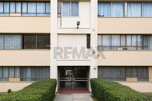 Venta departamento macul metro