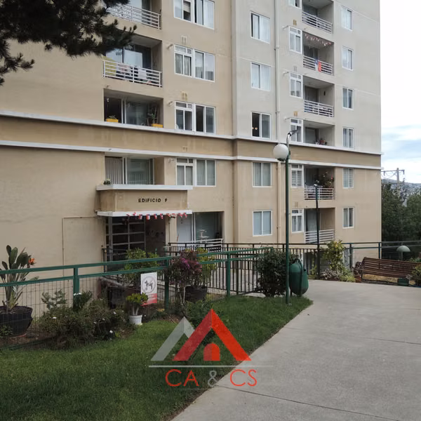 2 DORMITORIOS 2 BAÑOS, CON ESTACIONAMIENTO  EN COND JARDIN SUIZO IV