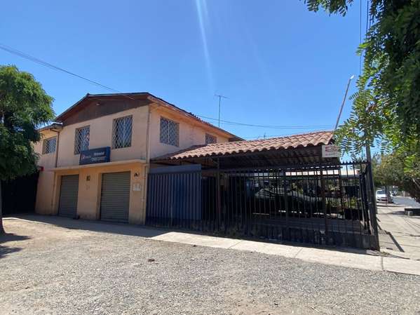 ¡Oportunidad en Pedro Aguirre Cerda! 184m² y 4 pri