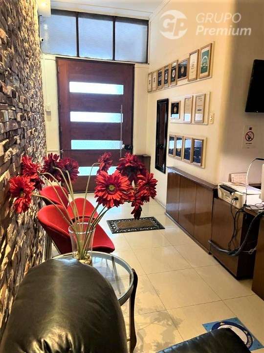 Hostal con amplia cartera de clientes en venta en Arica
