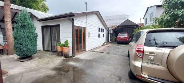 CASA PARA USO COMERCIAL 3D 2B 4E 1B SECTOR EX MATADERO CHIG.