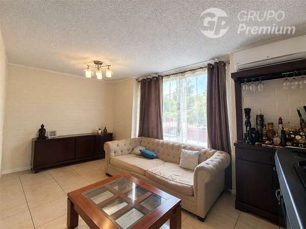 Casa en venta de 3 dorm. 2B 2E Altos de QUILICURA