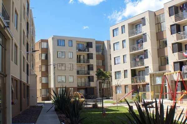 Arriendo Depto 3H2B1E Bodega| Condominio Finka Poniente