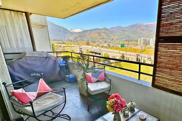 Oportunidad! amplio 4 dorm + 2 est + bod, vista