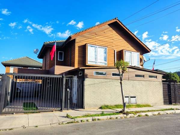 CASA 3D + 2B, CHACRA SAN PEDRO, MELIPILLA