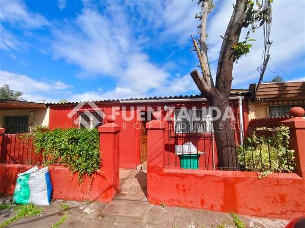 Casa en venta de 2 dorm. en Estación Central