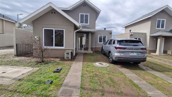 Casa en arriendo de 3 dorm. en Padre Hurtado