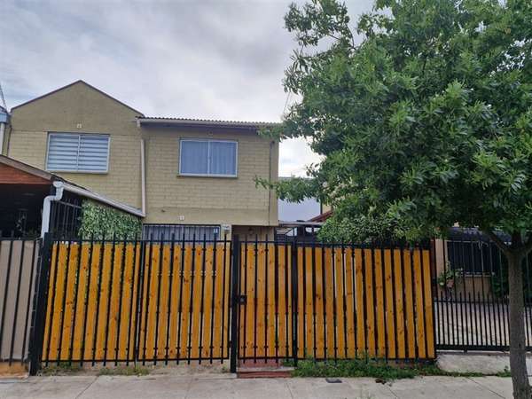 Casa en arriendo de 3 dorm. en Padre Hurtado