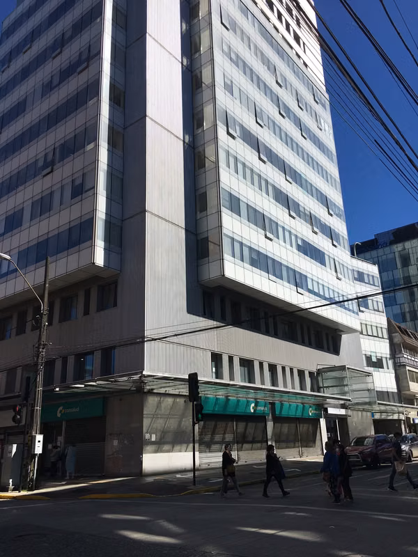 Oficina central de 40 mts2 -  Estacionamiento