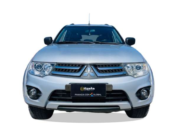 MITSUBISHI MONTERO SPORT 2015
