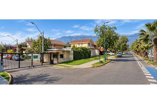 Casa en condominio peñalolen
