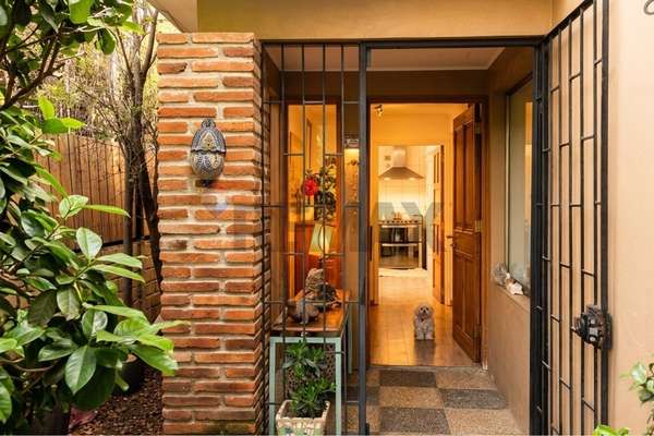 Jardín del este: 163m2, 4d+3b| pasaje interior