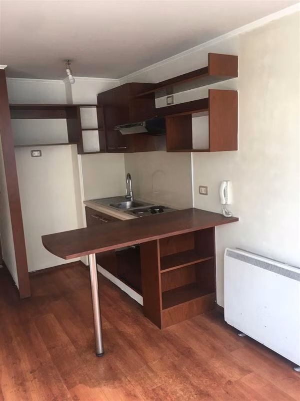 OPORTUNIDAD EN SANTIAGO CENTRO DEPTO 1D+1B | CERCA AL METRO PARQUE ALMAGRO