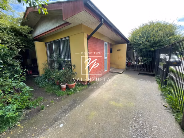 Comoda y Amplia Casa en Villa Rochdale