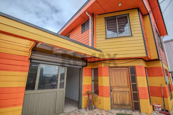 Gran casa en venta 3d 2b sin muebles