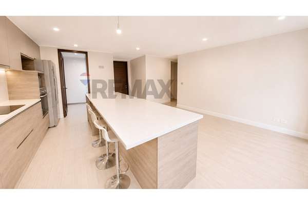 Departamento 2d+2b con terraza amplia