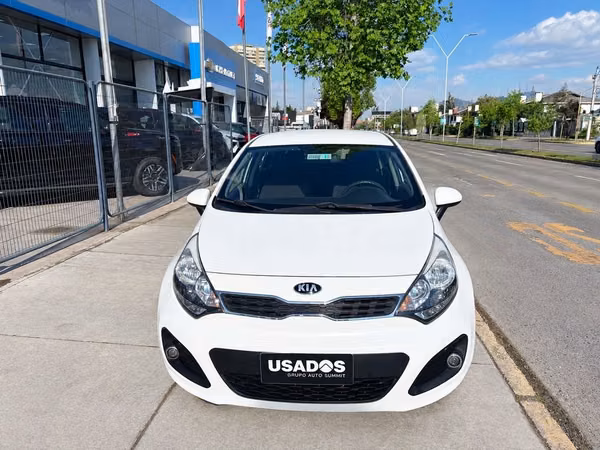 KIA RIO 5 2014