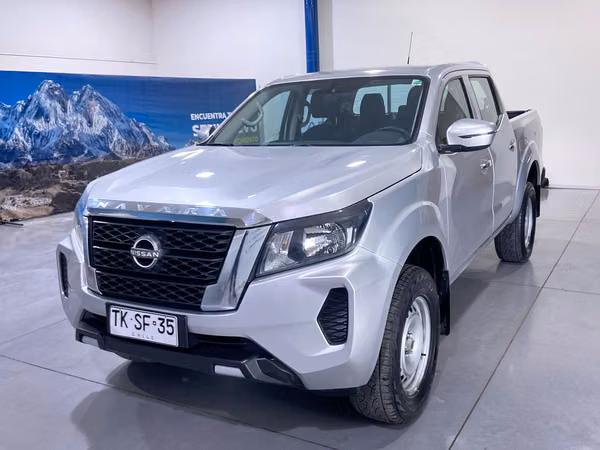 NAVARA SE 4X2 TKSF35-SANTIAGO