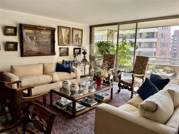 Departamento en arriendo de 5 dorm. en Las Condes
