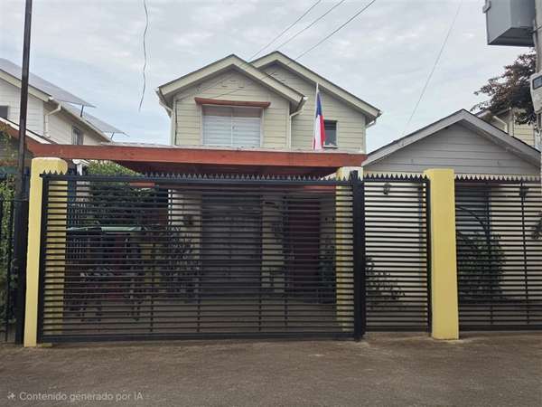 Casa en arriendo de 4 dormitorios en Colina