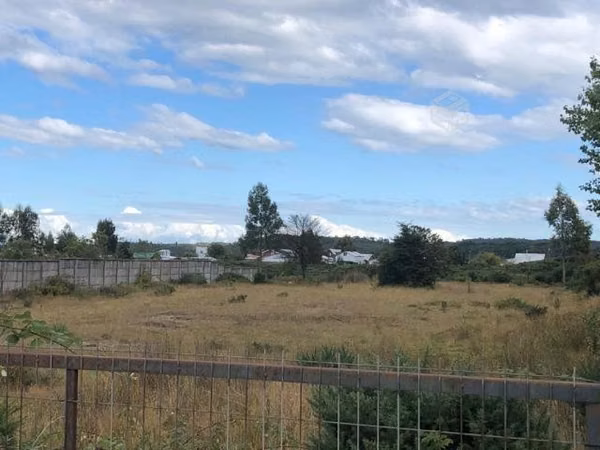 Parcela Sector La Vara A 800 mts de  Línea Ferrea