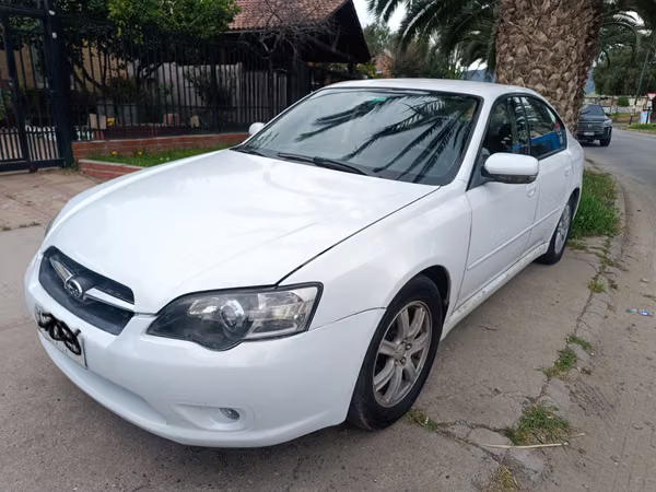 Vendo Subaru New Legacy