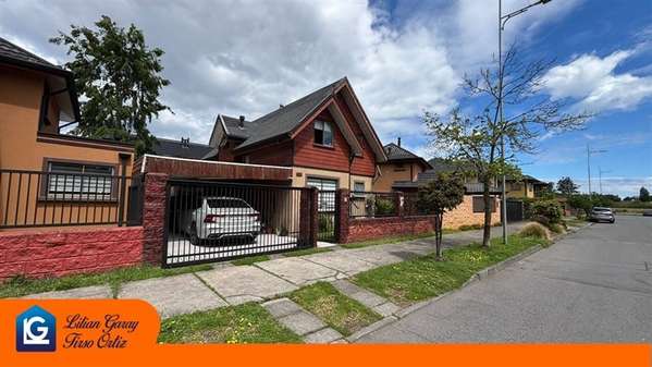 Casa en venta de 4 dorm. en San Pedro de la Paz