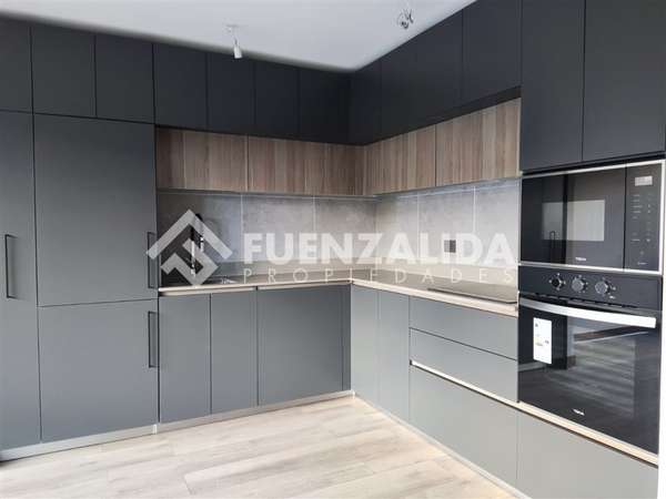 Arriendo departamento Las Condes 2 dorm Estacionamiento Bod