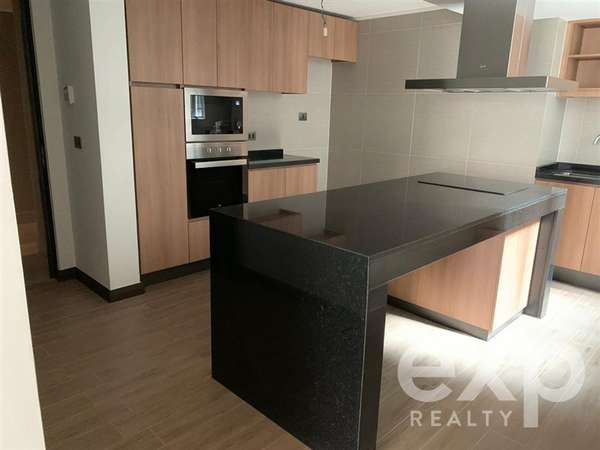 Dpto. arriendo 2D 2B 2E 1B, Clínicas Las Condes