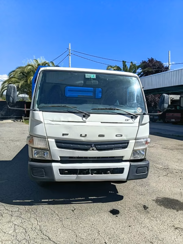 Camión Mitsubishi, 2018