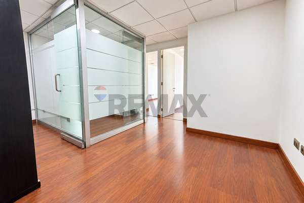 Arriendo oficina 4 privados 1e las condes
