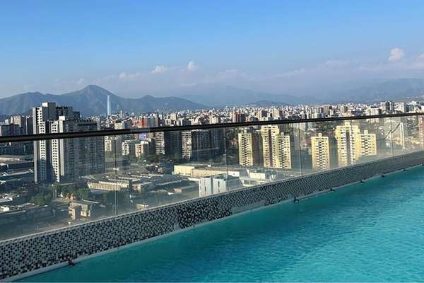Arriendo 2d/1b con estac., cerca metro ñuble