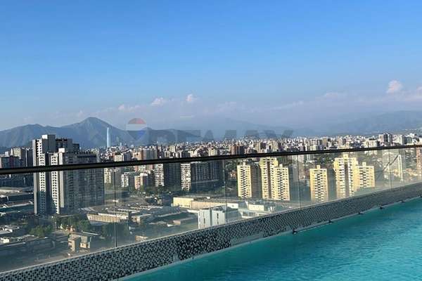 Arriendo 2d/1b con estac., cerca metro ñuble