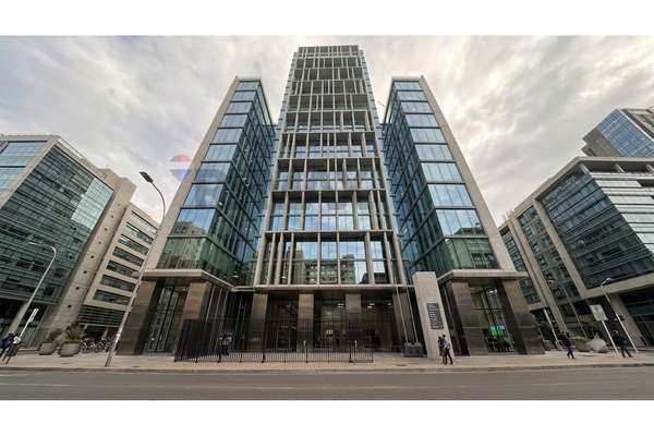 Oficina corporativa 160 m² santiago