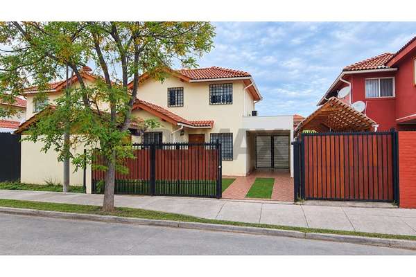 Venta de casa en buin