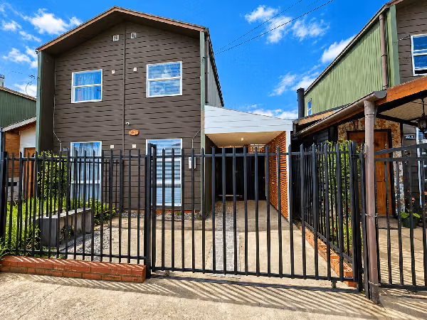 ARRIENDO CASA AMOBLADA – CONDOMINIO REINA VICTORIA, VALDIVIA