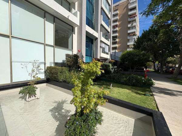 Arriendo departamento amplio en Sector Poniente