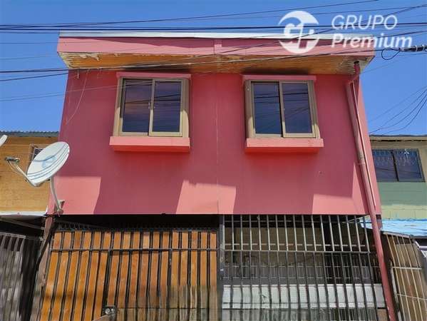 Casa regularizada venta de 3 dorm. + 1 baño, en Puente Alto