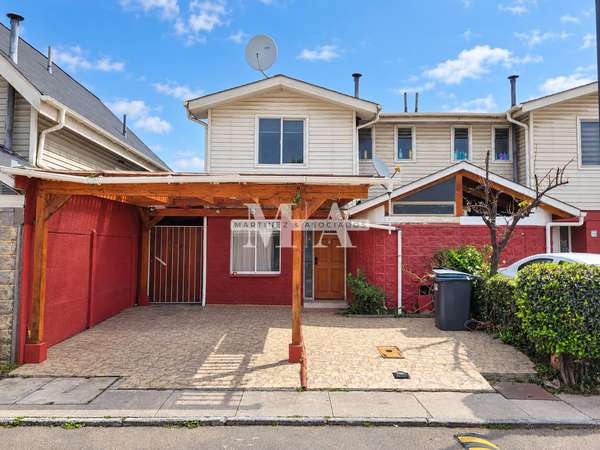 Venta Casa 4D/3B + 2 Est. | Monte Verde Puente Alto