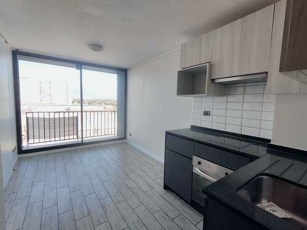 Arriendo Hermoso departamento  1D+1B, Terraza, logia, San Miguel