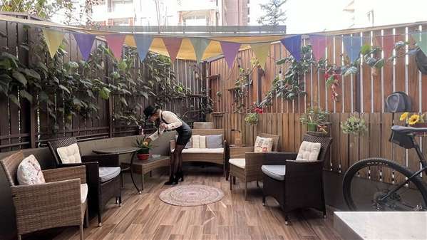 Departamento con amplio patio privado a pasos de Plaza Ñuñoa