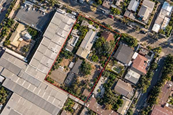 SE VENDE TERRENO 2.800 M2 CENTRO LIMACHE