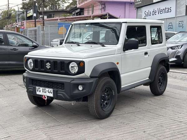 SUZUKI JIMNY 2025