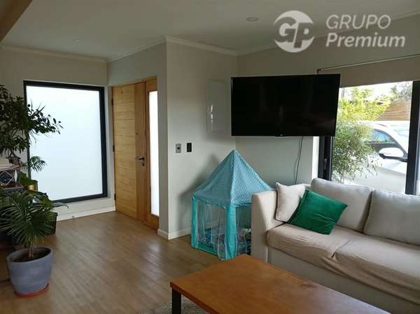Hermosa casa en venta en Quilpué: 3 dormitorios