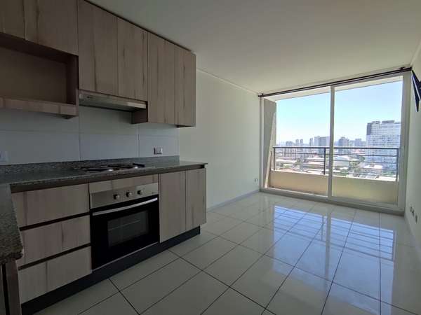 ARRIENDO DE HERMOSO Y ACOGEDOR DEPTO DE 2H+2B+EST +BOD, METRO FRANKLIN.